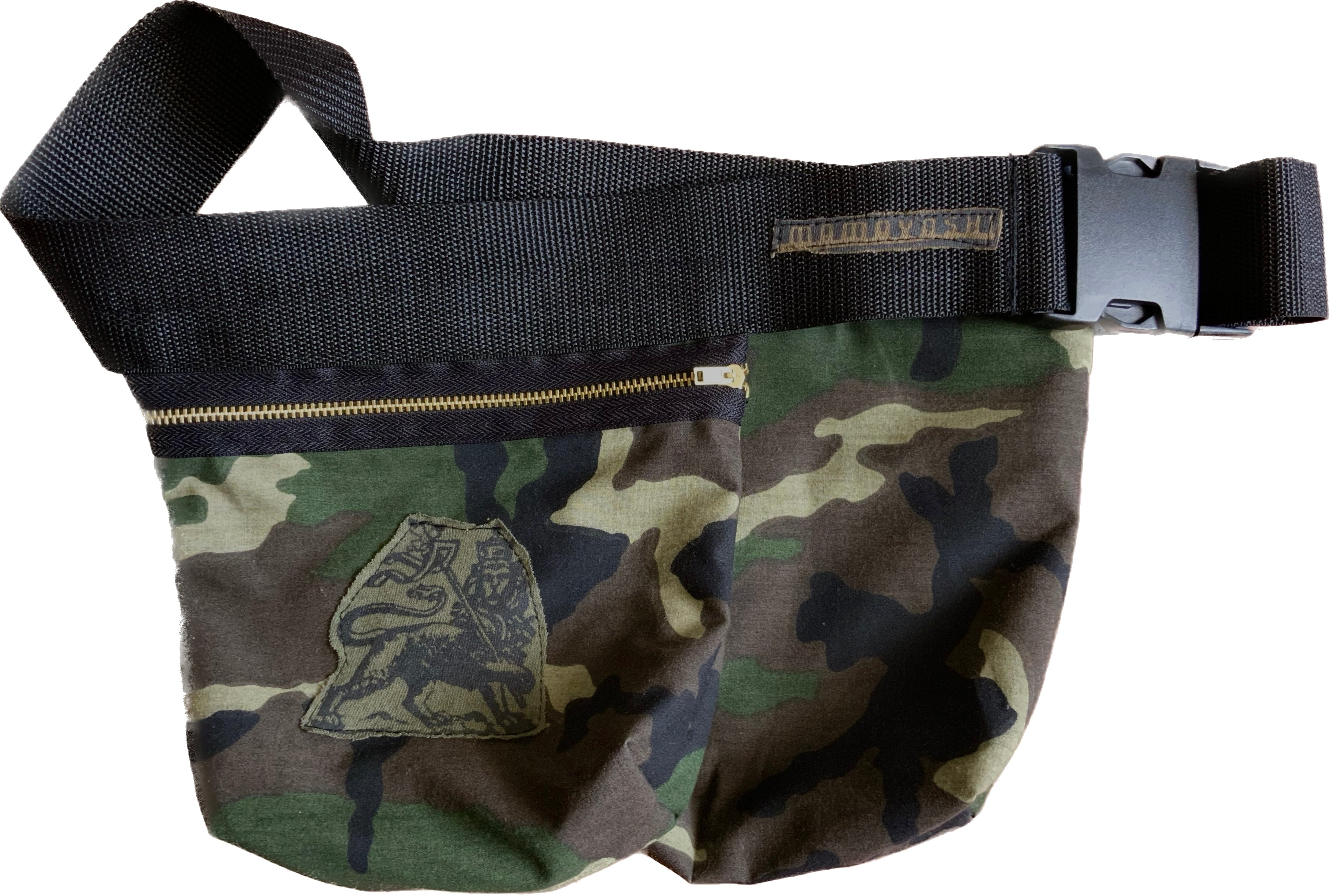 CONQUERING LION Double Hip-Bag